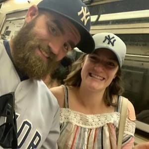 Meet your Posher, Whitney